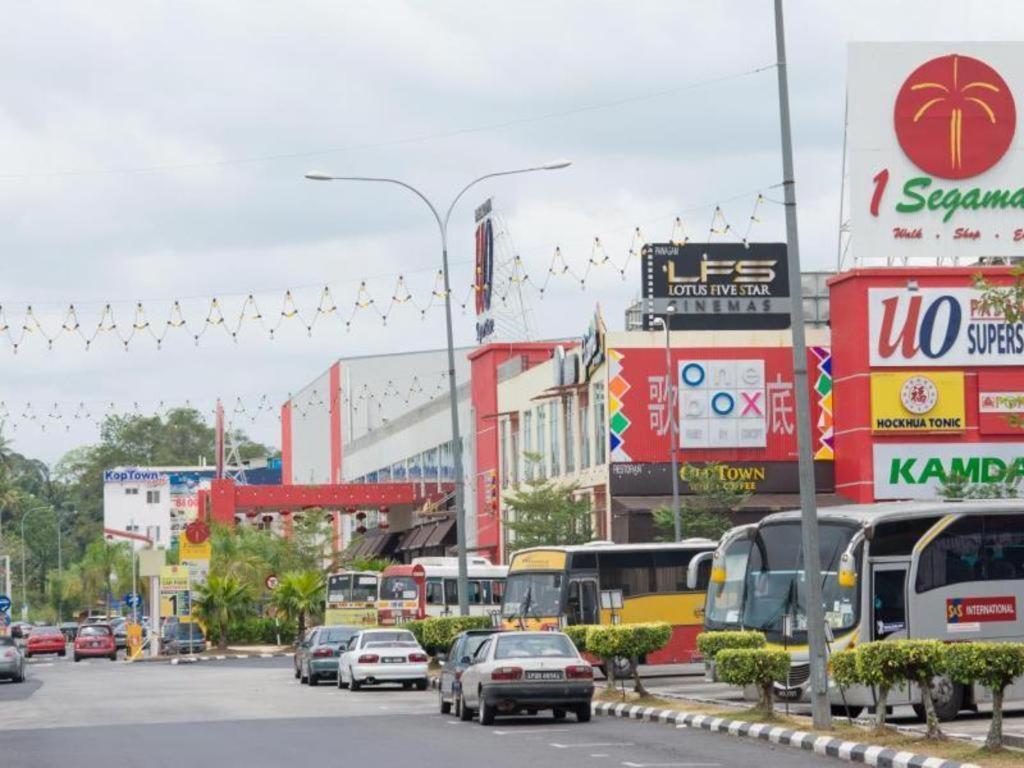 Hotel Zamburger Segamat Exterior photo