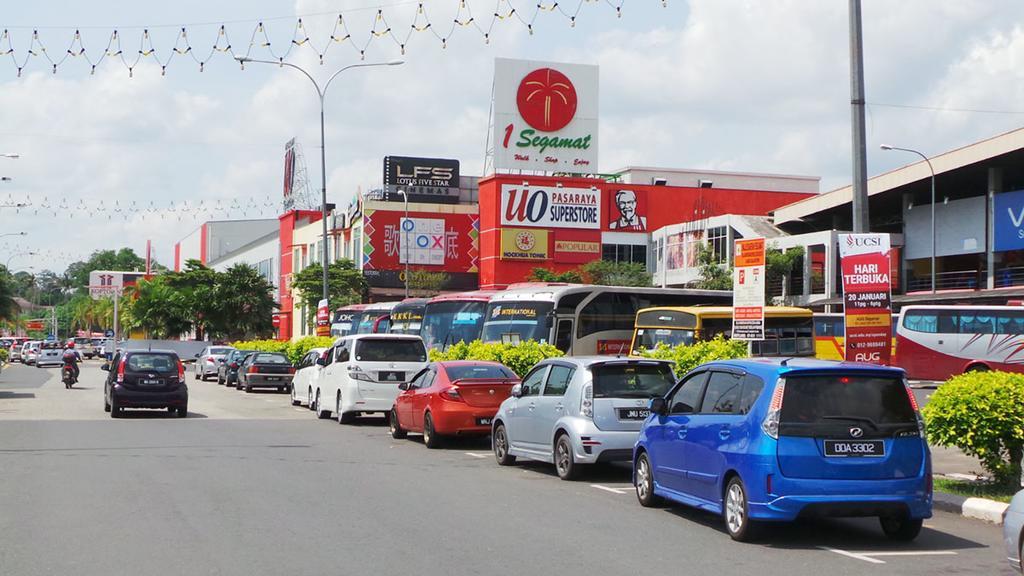Hotel Zamburger Segamat Exterior photo